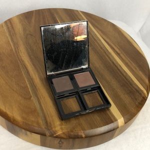 Bobbi Brown Holder and Eyeshadow